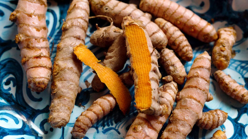 Turmeric for cholesterol Effects and other health benefits