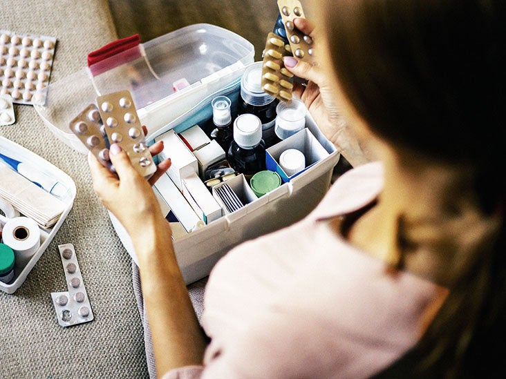 What are some common narcotic pain medications?
