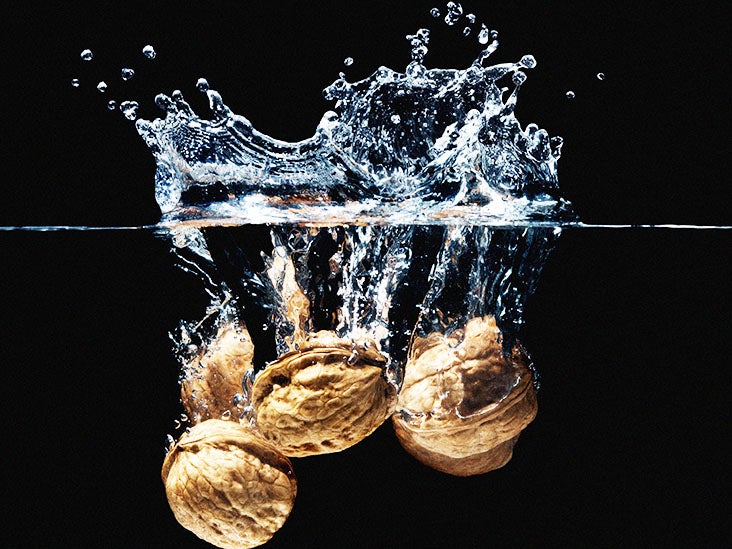Nut consumption is linked to better memory and brain blood flow - Vimarsana News