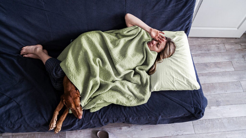 Migraine chills Causes, treatment, and more